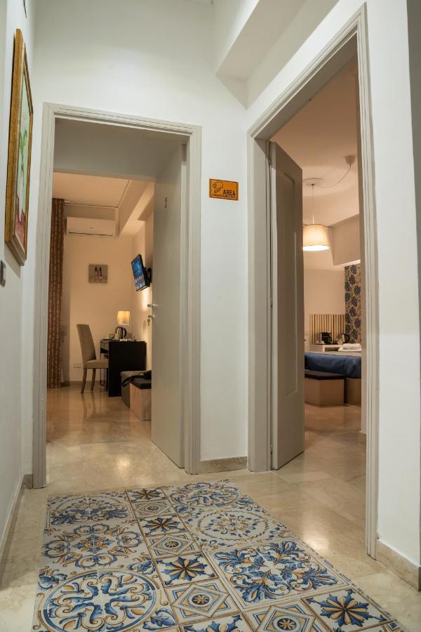 Dolce Vita Messina Bagian luar foto